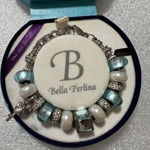 Bella Perlina brand Deluxe Charm &Crystals beaded bracelet NIB